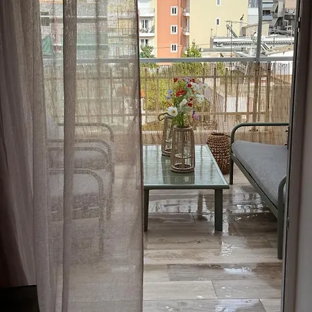 The Balcony Nest Апартаменты *