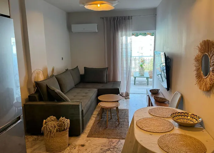 The Balcony Nest Loutráki